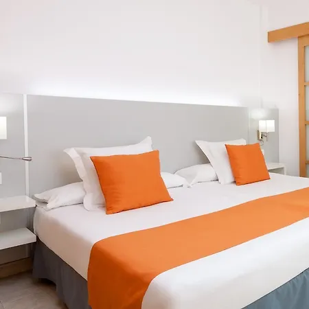 Playa Real Hotel 4*