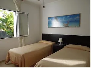 Готель Playa Real Адехе